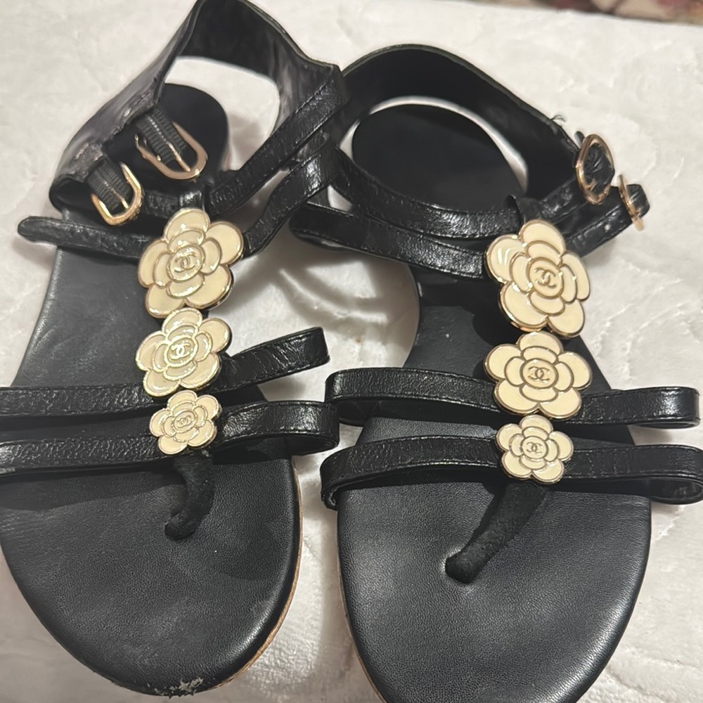 Chanel Black and Cream Women's Sandals